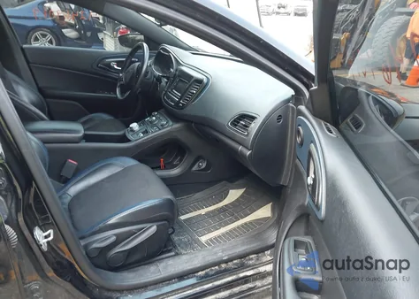 2016 Chrysler 200 S z USA, uszkodzony, nr VIN 1C3CCCBB2GN128424